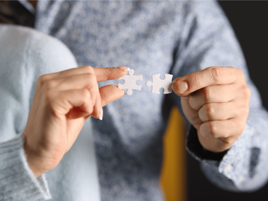 Infoveranstaltungen Auf dem Foto ist das Team von INTAKA zu sehen.